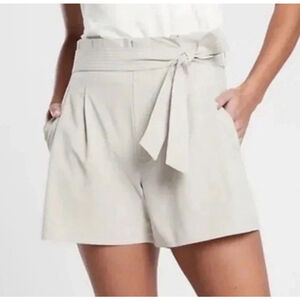 Athleta Skyline Short II Womens Plus 22 Abalone Tie Waist Lightweight Beige